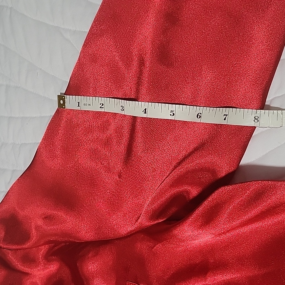Morgan Tylor Women's Red Pajama Set Large - Picture 15 of 16